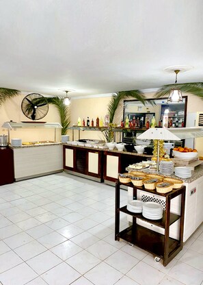 Buffet - The Mood Hotel Gumbet (Bodrum)