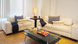 Business Apartment | Living area | Flat-screen TV - Loft Berlin by The Local Way (Mexico City)