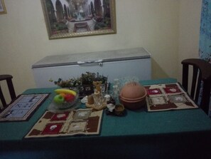 Room | In-room dining - Christy Mwila Chisenga (Kitwe)