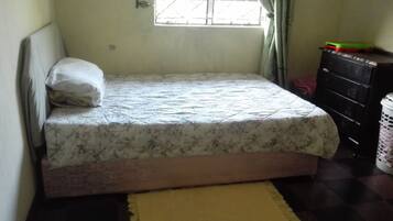 2 chambres, coffres-forts dans les chambres, rideaux occultants