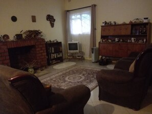 Room | Living area | Printers - Christy Mwila Chisenga (Kitwe)