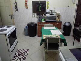 Room | Private kitchen | Highchair