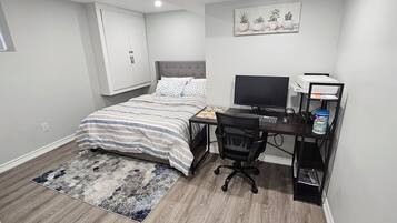 1 Schlafzimmer, Schreibtisch, Bügeleisen/Bügelbrett, kostenloses WLAN