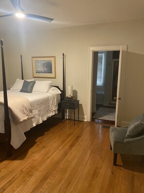 3 chambres, fer et planche à repasser, Wi-Fi gratuit, draps fournis