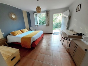 Comfort Double Room | Premium bedding, in-room safe, individually decorated, desk