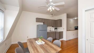 House, Multiple Beds, Kitchen | Dining