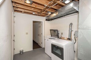 House, Multiple Beds, Kitchen | Interior - Cityscape Escape (Cincinnati)