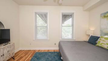 4 bedrooms, individually decorated, individually furnished, free WiFi