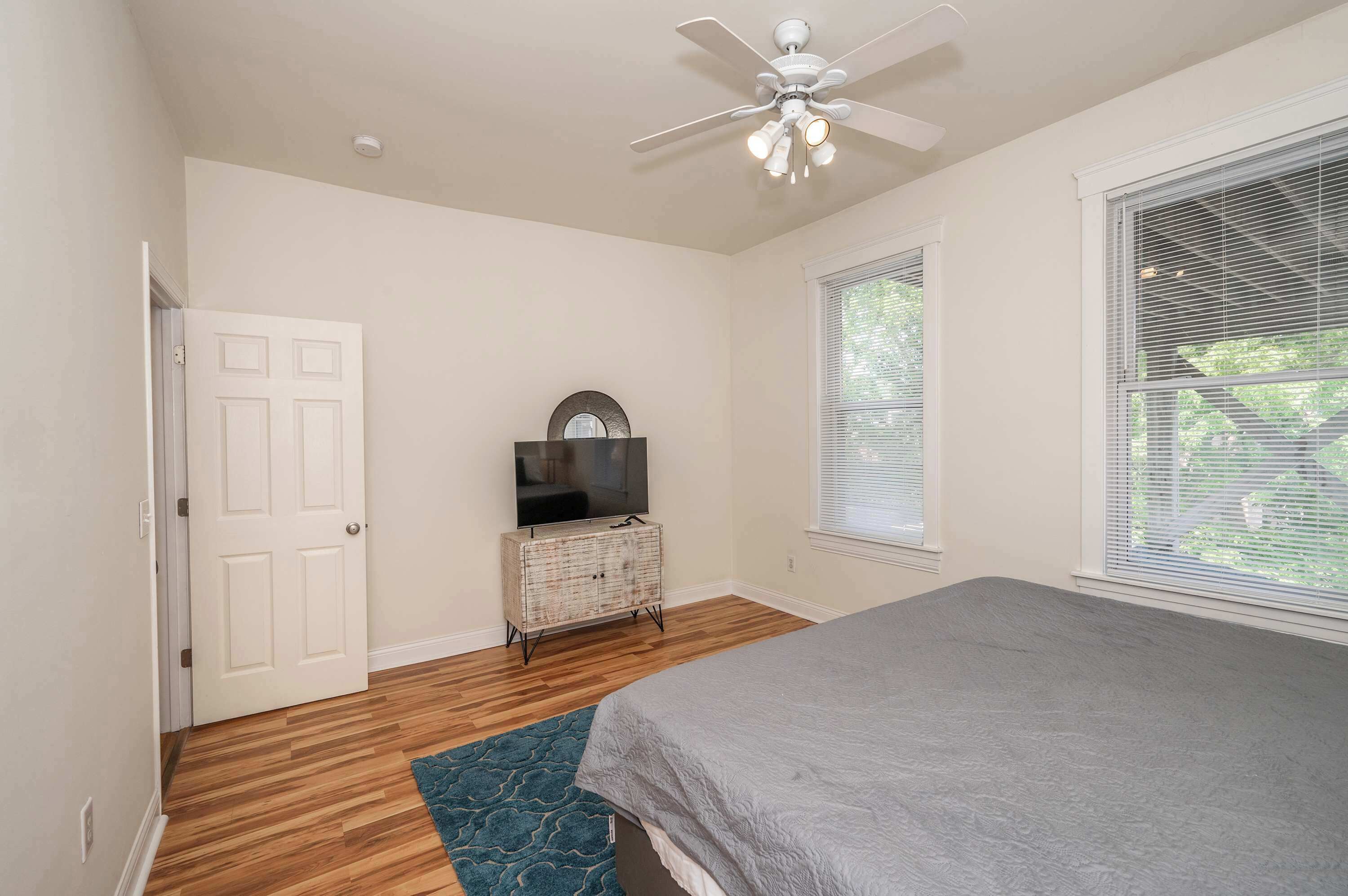 House, Multiple Beds, Kitchen | 4 bedrooms, individually decorated, individually furnished, free WiFi