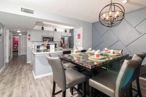 House, Multiple Beds, Kitchen | Dining