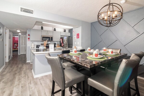 Huis, meerdere bedden, keuken | Dineren