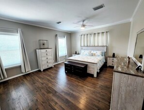 3 Schlafzimmer, Bügeleisen/Bügelbrett, kostenloses WLAN, Bettwäsche