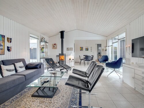 "Arwen" - 200m from the sea by Interhome