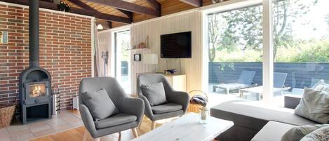 Télévision, cheminée