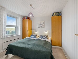 4 bedrooms, internet