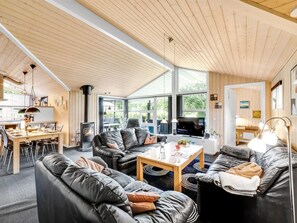 TV, fireplace, DVD player - "Gurly" - 25km from the sea by Interhome (Toftlund)