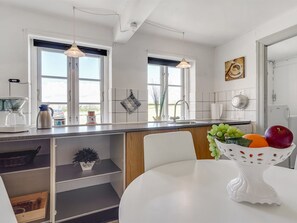 Dining - "Inda" - 10km from the sea by Interhome (Højer)