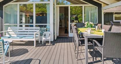 "Sophi" - 425m from the sea by Interhome