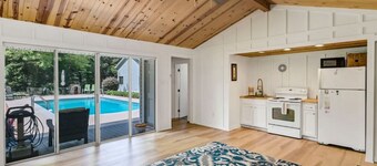 Forest Acres 5BR Home w/ Private Pool & Pool House