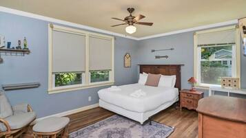 5 chambres, bureau, fer et planche Ă  repasser, lit parapluie