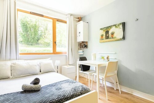 Spacious room with a relaxing view