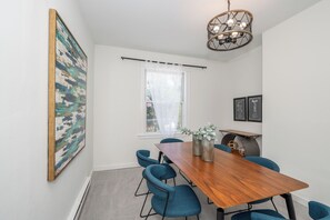 House, Multiple Beds, Kitchen | In-room dining - Delta View Retreat (Cincinnati)