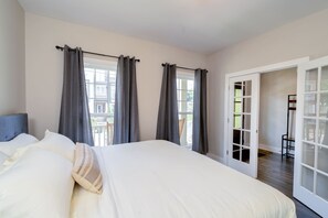 Maison, plusieurs lits, balcon | 3 chambres, décoration personnalisée, ameublement personnalisé