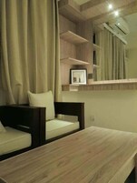 Deluxe Double Room | Soundproofing, iron/ironing board, free WiFi