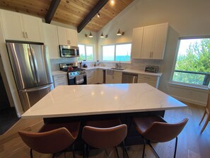 Fridge, microwave, oven, stovetop - The Beach House with Beautiful Ocean Views! (Whitethorn)