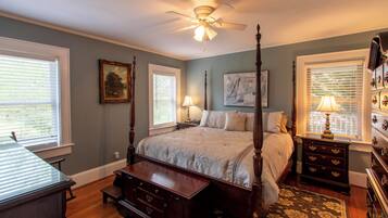 2 bedrooms, individually decorated, individually furnished, free WiFi