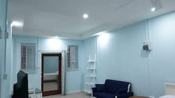 Luxury Studio | Living area