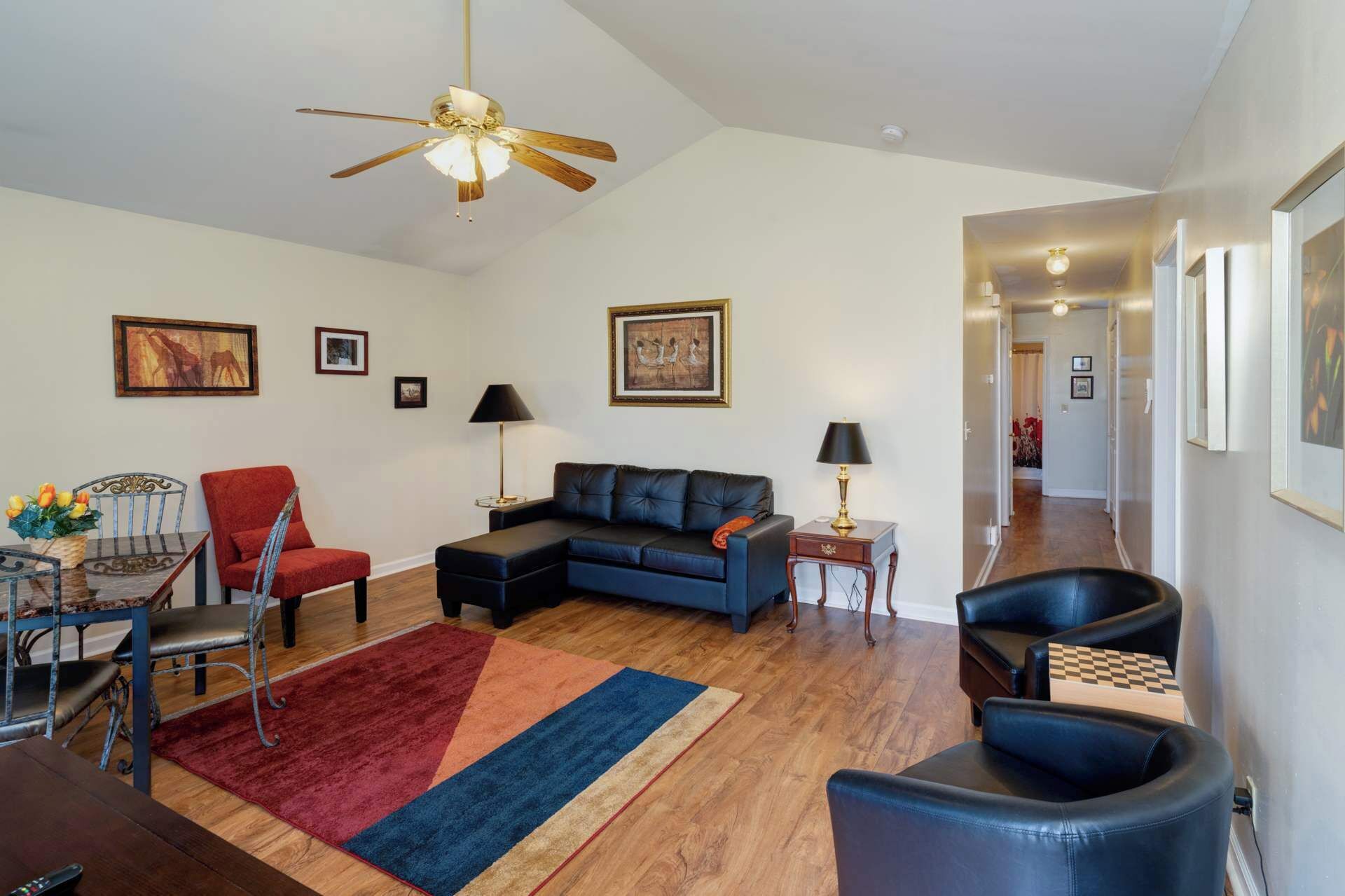 Condo, Berbilang Katil, Kitchen | Ruang tamu | TV 