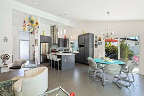 Interior - Demuth Park Desert Oasis - Pool - Tiki Room (Palm Springs)