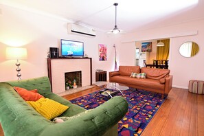 Smart TV, video games