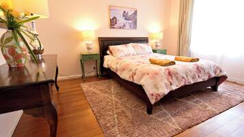3 bedrooms, iron/ironing board, travel cot, free WiFi