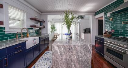 Charming house located in beautiful downtown Manteno