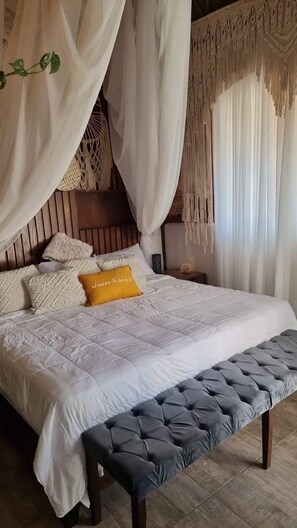 1 bedroom, down comforters, blackout drapes, free WiFi - Aldea Ommi (Progreso)