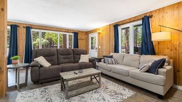 Cabin, Berbilang Katil, Balcony | Ruang tamu