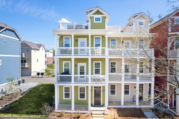 Exterior - Emerald Shores (Old Hickory)