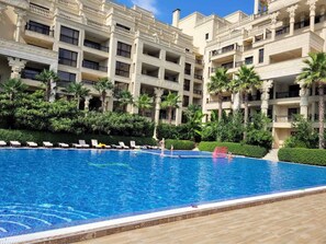 Pool - Argisht hotel luxury apartment Golden sands (Varna)