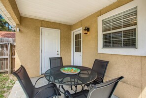 House, Multiple Beds, Balcony | Outdoor dining - Estrella del Mar (Panama City Beach)