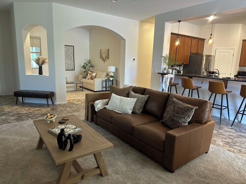 Beautiful QC home with all you need! 5 minutes from dining & entertainment areas