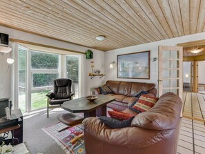 TV, fireplace, DVD player, table football - "Billing" - 11km from the sea by Interhome (Oksbøl)