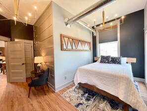 4 bedrooms, iron/ironing board, WiFi, bed sheets - Stay Historical - Boiler Maker Office Turns Vacation Destination (Muskegon)