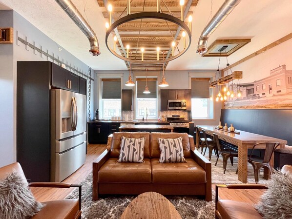 TV - Stay Historical - Boiler Maker Office Turns Vacation Destination (Muskegon)