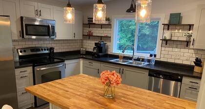 Beaver Den - A relaxing stay on the Chippewa River!