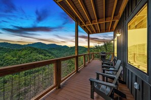 Terrace/patio - Fall in Love w/ our Indoor Pool, Hot Tub, Expansive Mtn Views, & Game Room! (Sevierville)