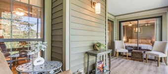 Golf View Peek-a-boo