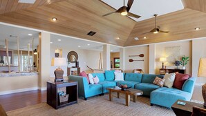 Rumah, Beberapa Tempat Tidur, patio, pemandangan samudra (Hale Nene) | Interior
