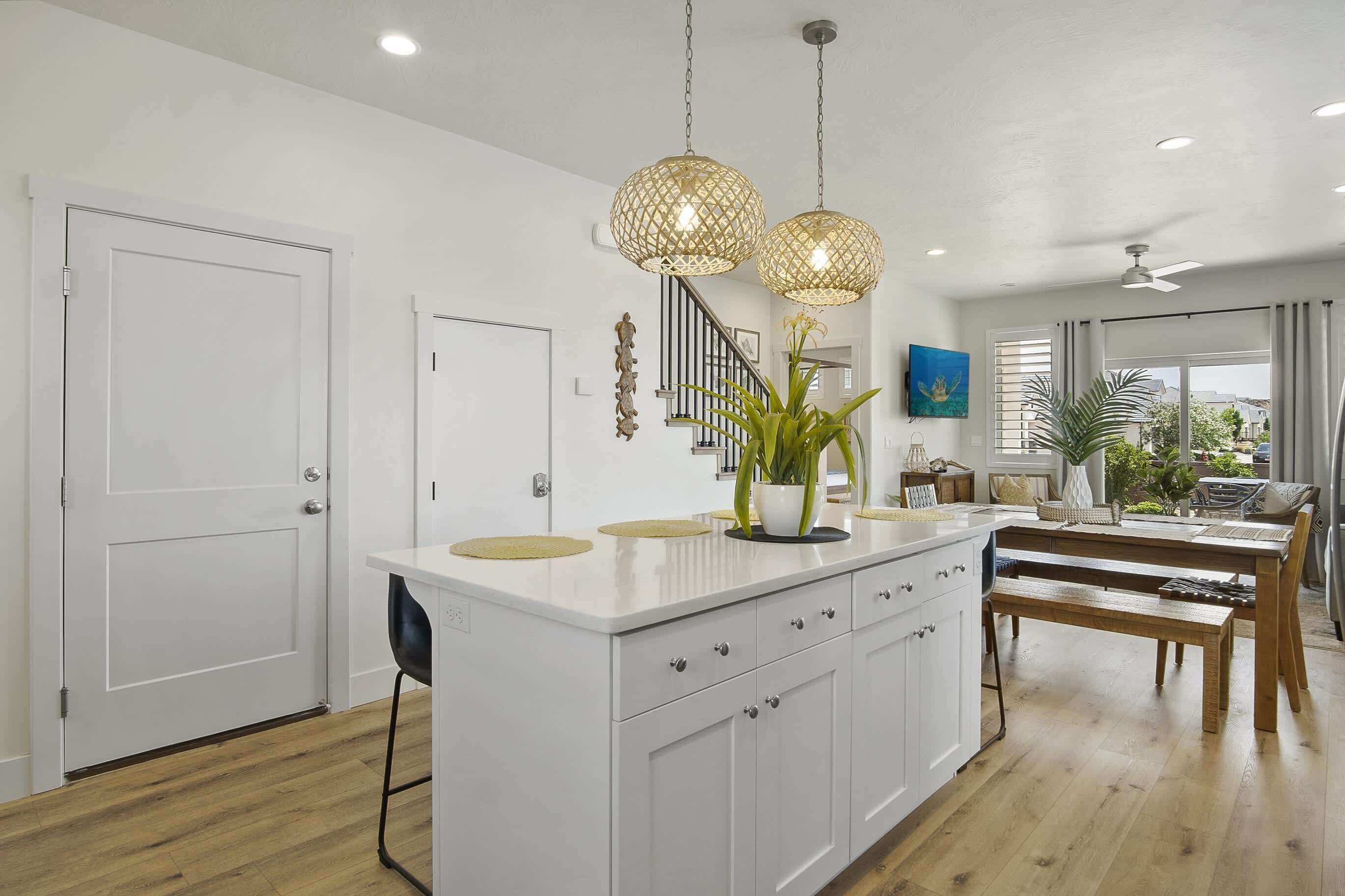 Casa de ciudad, varias camas, patio, vista a la montaña (Happy Hawaiian) | Interior